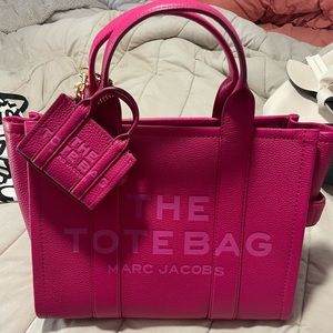 The Medium Marc Jacobs Tote Bag